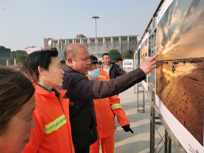 2023年2月1日“禮贊二十大 奮進新征程”天門市文聯(lián)新春攝影作品展02
